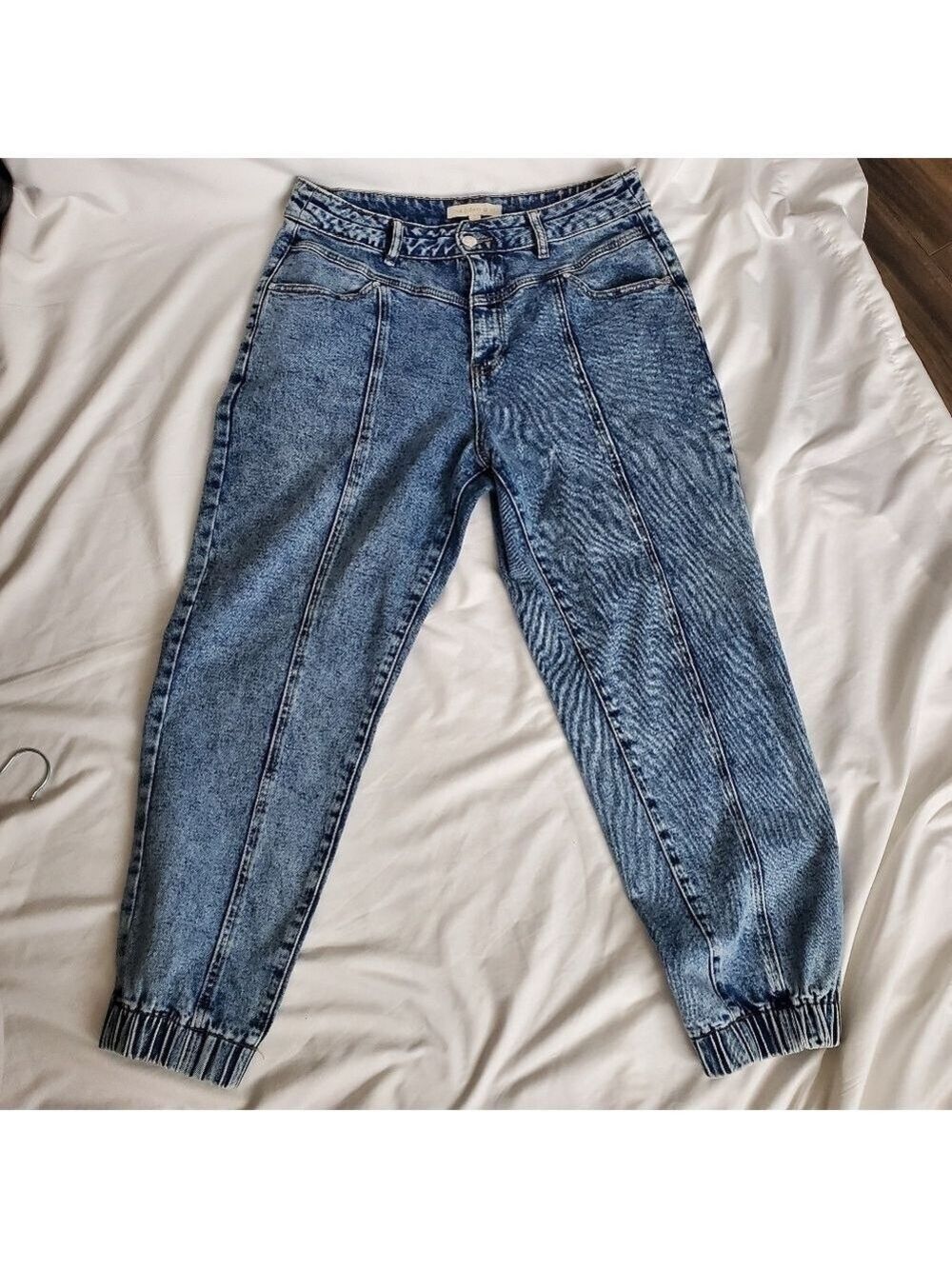 Madden Girl Acid Wash Denim Joggers Large